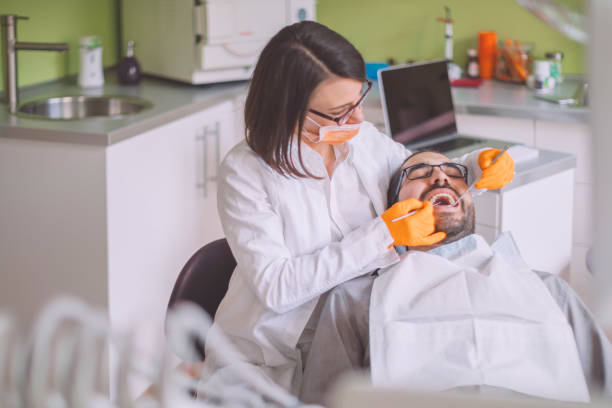 Best Emergency Broken Tooth Repair in Mcallen, TX